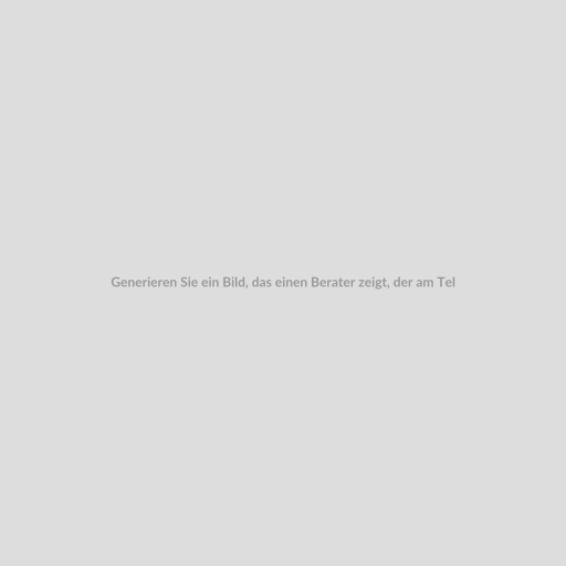 Generieren Sie ein Bild, das einen Berater zeigt, der am Telefon ein Beratungsgespräch führt und dabei auf einem Laptop die Mehrwertdienst 22xxx Hotline nutzt.